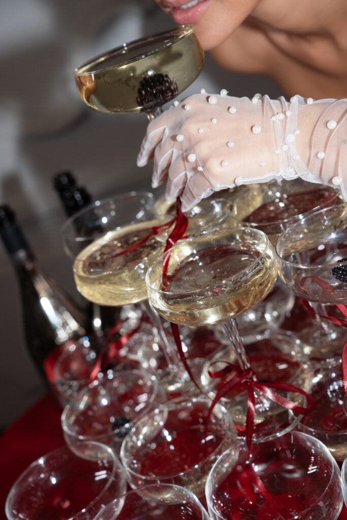 Flashphotography Hochzeitsfotograf Muenchen DestinationWeddingphotographer flashlightphotographer fashionphotograpy 9 683x1024 1