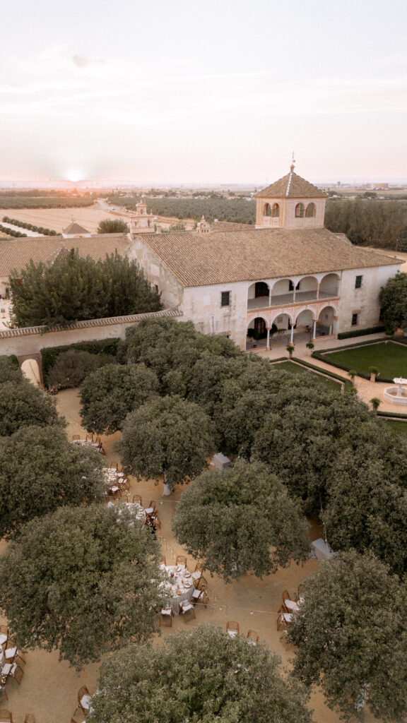 Hochzeitsfotograf Hochzeitsfotografin Weddingphotographer DestinationWedding Italien Spanien Muenchen Hochzeitsplaner Loveotherstories 576x1024 1