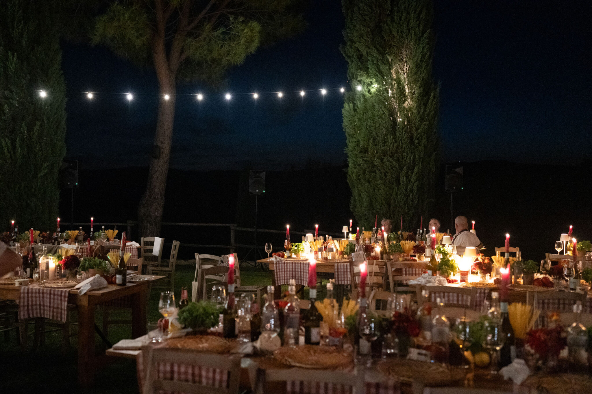 Wedding guests at the Welcome Dinner Pizza Party in Tuscany, Italy