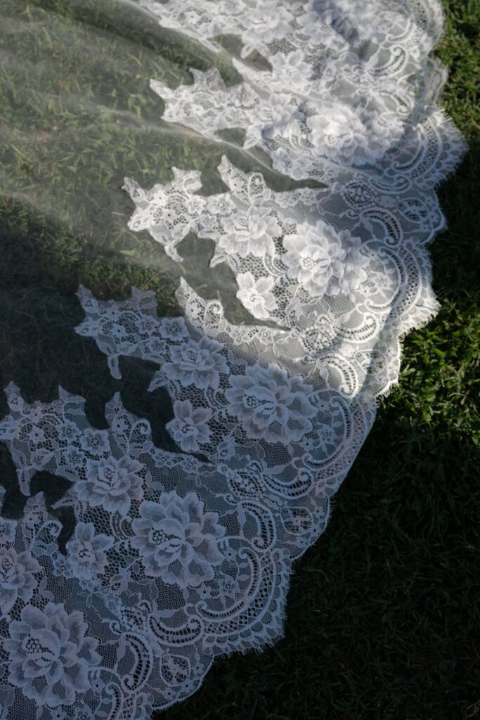 Detailshot Brautkleid Spitze