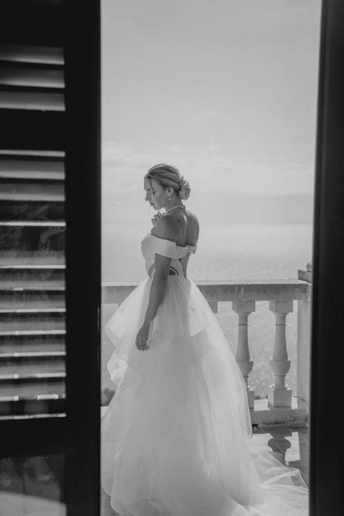 Luxury Destination Wedding in Mallorca: The Ultimate Guide to Planning a Wedding in Mallorca 32 Destination Wedding in Mallorca Son Marroig bridal potraits