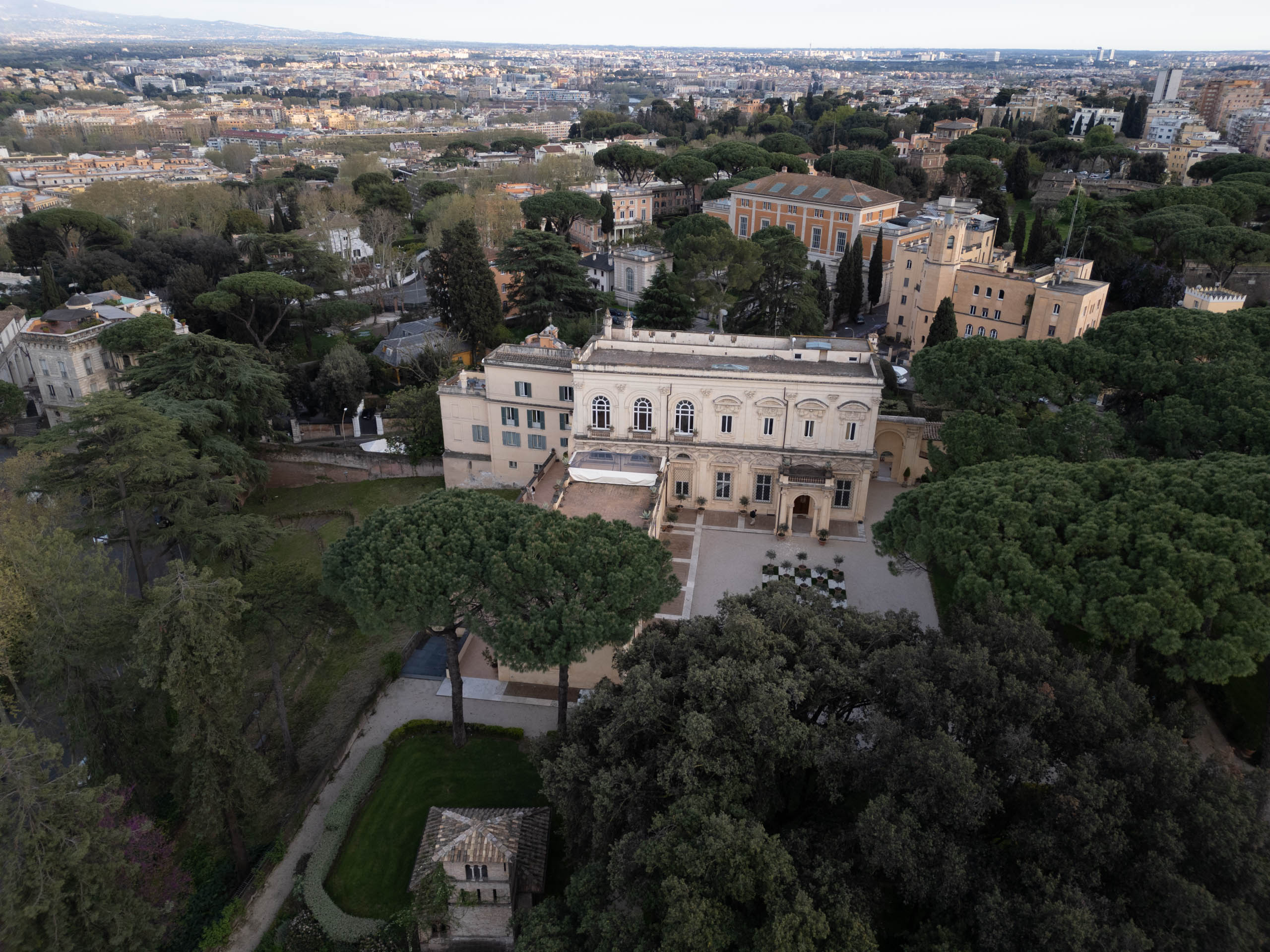 Wedding in Rome drone shot Villa Aurelia city view