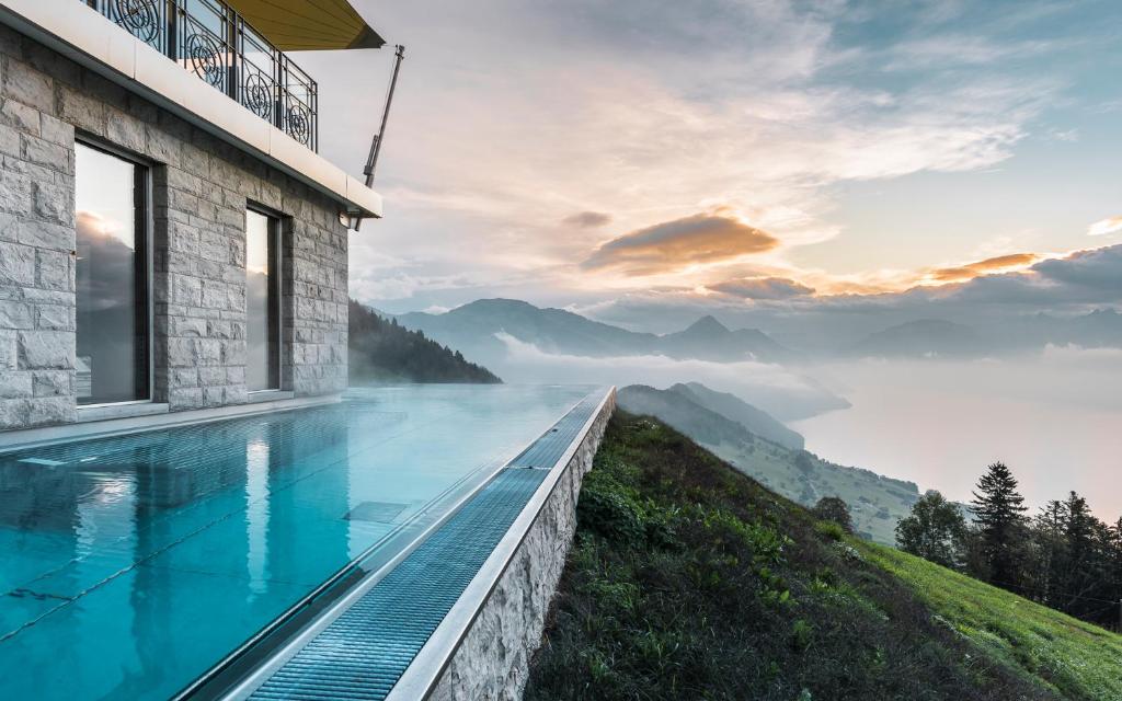 Villa Honegg Pool